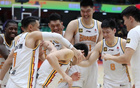 CBA黑馬0.2秒絕殺，再勝山東，廣廈廣東皆敗。