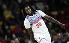 CBA: 2米26中鋒高效得分，廣東勝浙江；南京失利，季后賽懸念待解。