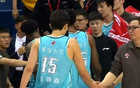 青島VS浙江，國(guó)手中鋒對(duì)決，楊瀚森能否守住主場(chǎng)？實(shí)力接近！