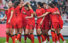 中國(guó)女足大勝，國(guó)腳22歲帽子戲法助攻，球迷狂歡！