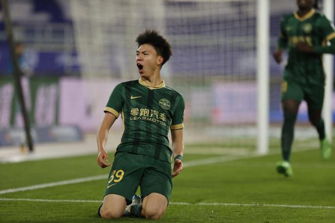 潘偉力：王鈺棟能力尚需提升，五大聯(lián)賽需頂尖實(shí)力。